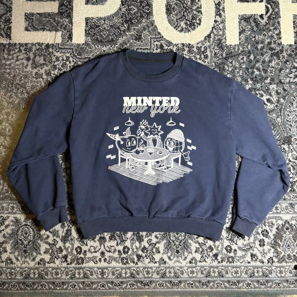 Minted New York Cafe Crew neck sweater men’s sz Medium Navy Blue Oversized Boxy